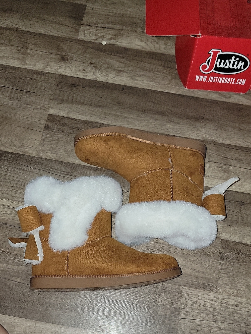 Brown Juicy Couture Faux-Fur Boots